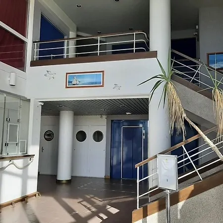 Апартаменты Les Oceanes - Maeva - Bord De 4 Personnes - Prestige Mae-8653 *