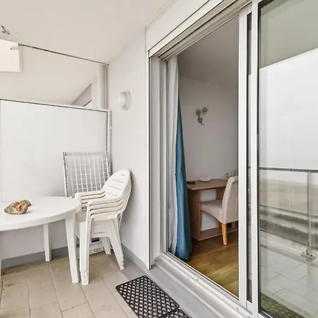 Апартаменты Les Oceanes - Maeva - Bord De 4 Personnes - Prestige Mae-8653 *